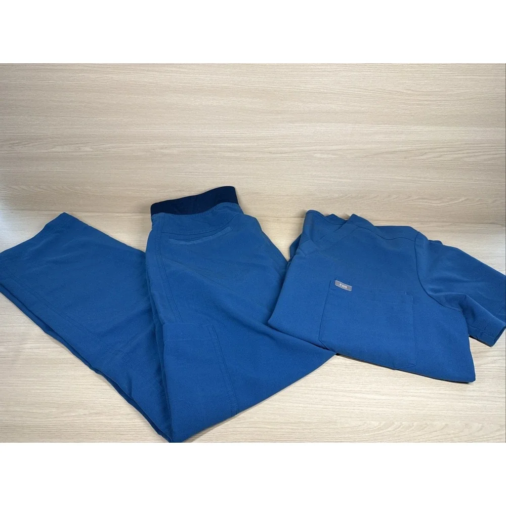FIGS Men's M Leon Two -‎ Pocket Scrub Top FM1500 Axim Pants Tech Collection Aqua